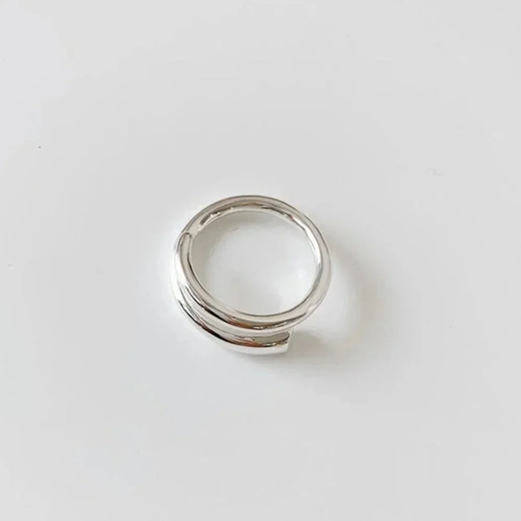 Minimalist 925 Sterling Silver Wrap Twist Ring Dainty Geometric Silver Ring - Picture 2 of 5